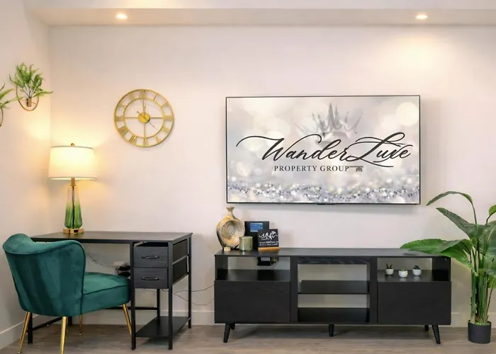 Emerald Palm- Luxury 3br- Pool, King Beds, Spacious, Quiet, Garage, Close To Airport And Oldtown * Phoenix